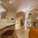 Ages In Cappadocia 호텔 *