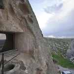 Ages In Cappadocia 호텔 우치사르