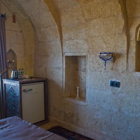 Ages In Cappadocia أُتْشيسار