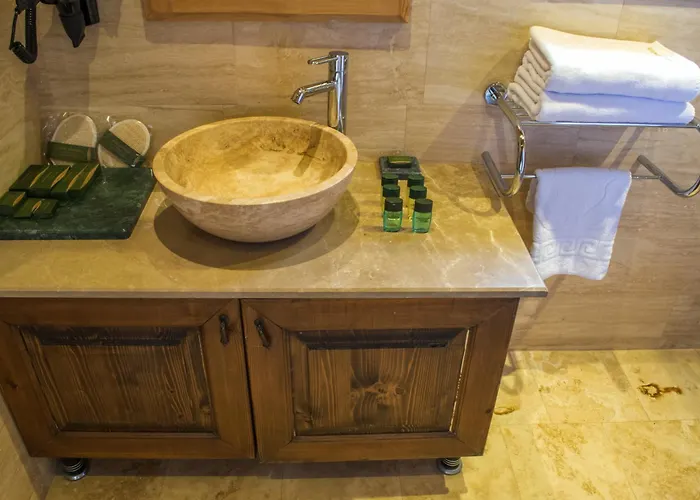 Ages In Cappadocia Üçhisar