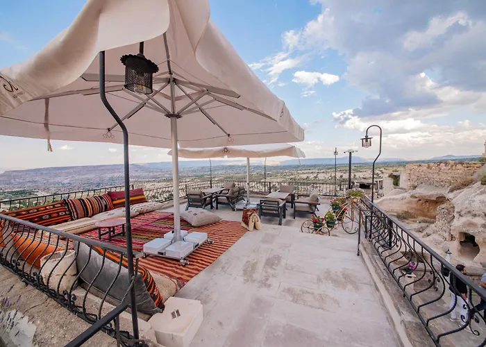 Ages In Cappadocia Учисар